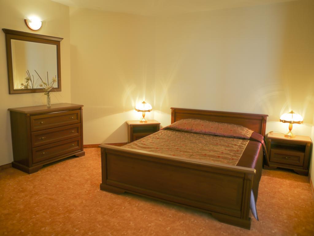 Hotel Bulgaria Dobrich Habitación foto